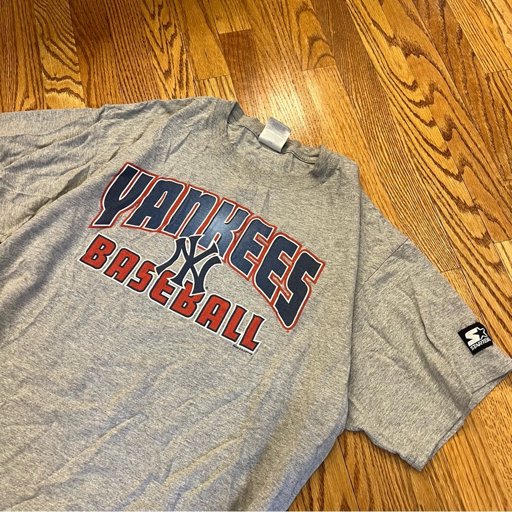 Vintage Starter New York Yankees Tshirt T Shirt Tee Shirt Grey